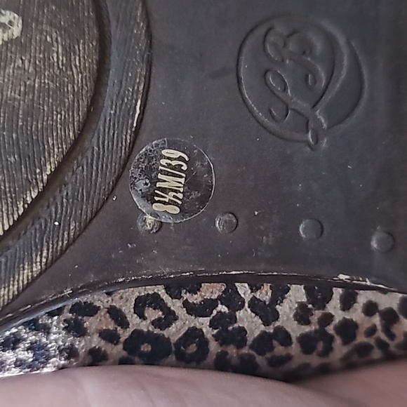 Booties - Picture 4 of 6